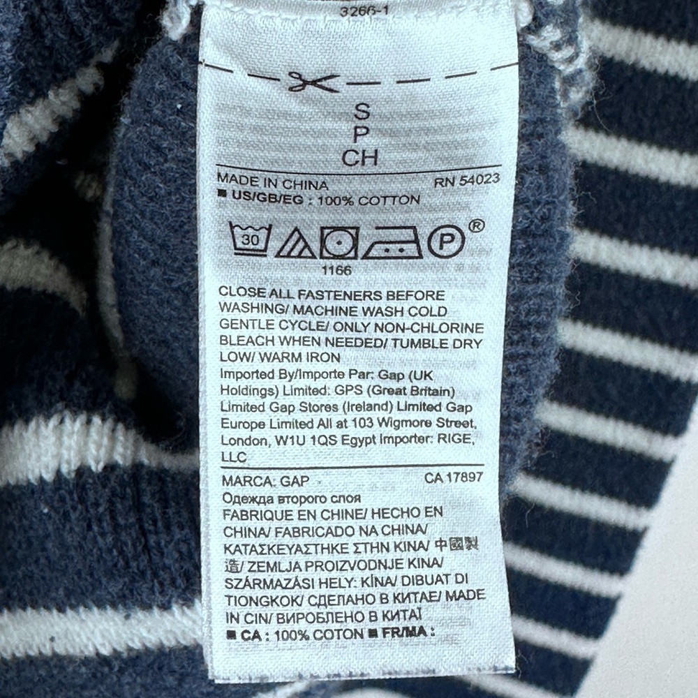 Women's Ribbed Button Sweater - Picture 4 of 7